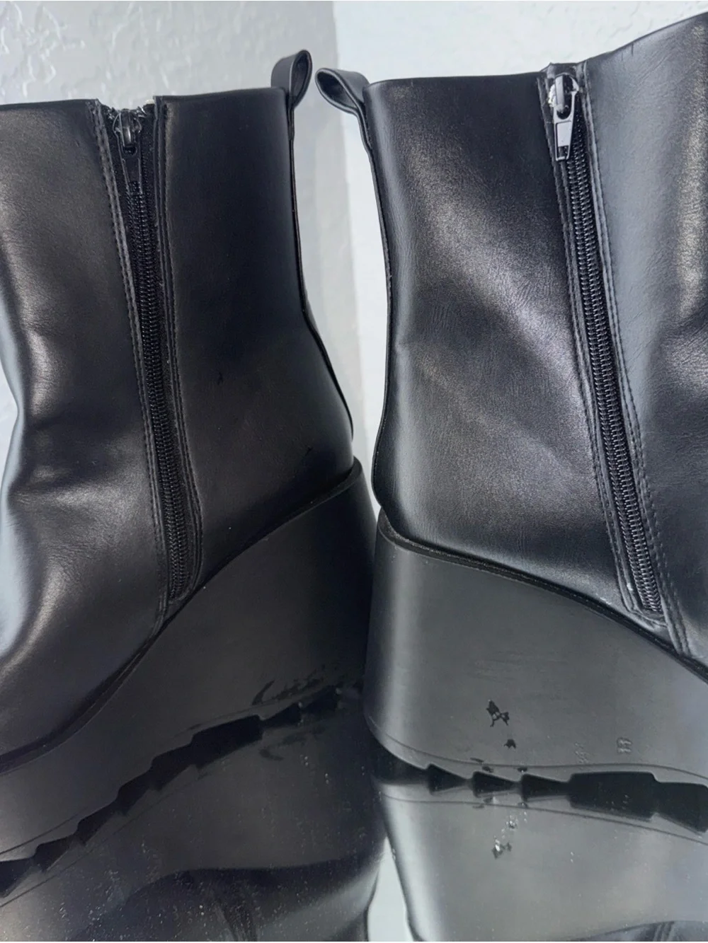 Rock  & candy Black Platform Wedge Ankle Boots - Women's